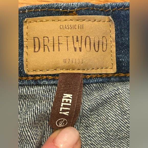 Sundance DRIFTWOOD Floral Embroidered Jeans - size 27 - Picture 6 of 10